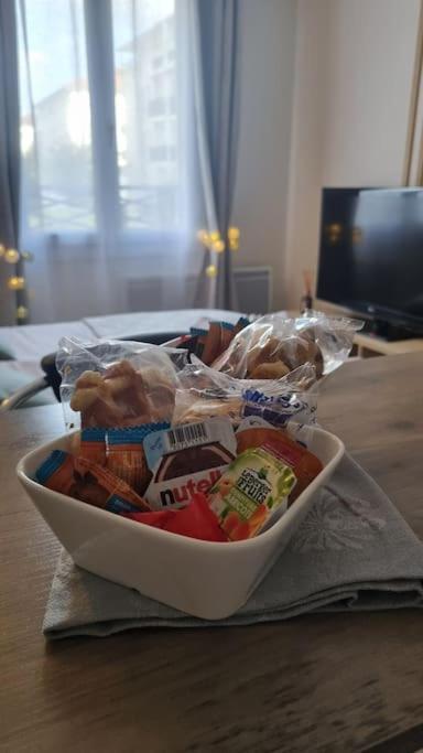 Hsh France Location Disney Land Paris - Suite Nicolas - Appartement De Charme 뷰씨 쎙 죠흐쥬 외부 사진