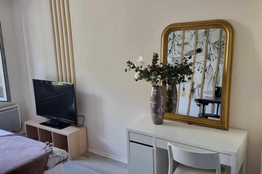 Hsh France Location Disney Land Paris - Suite Nicolas - Appartement De Charme 뷰씨 쎙 죠흐쥬 외부 사진